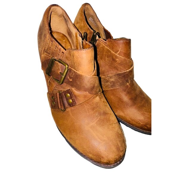 Clark “Heath Woodlark” Brown Distressed Leather Stacked Heel Ankle Booties 9M - Picture 11 of 12